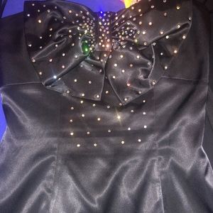 BLACK SATIN STRAPLESS COCKTAIL DRESS